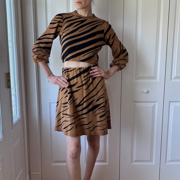 Upcycled Skirt Set in Tiger Print - Picture 5 of 8